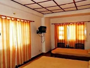 Hotel Satyam Regency Shimla 4*,  India